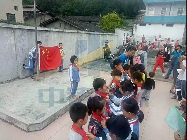 中鑄機(jī)械助學(xué)活動(dòng) 中鑄機(jī)械助學(xué)活動(dòng)